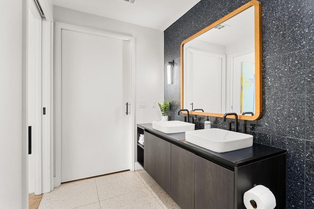 48 East Ave 1310, Austin, TX 78701