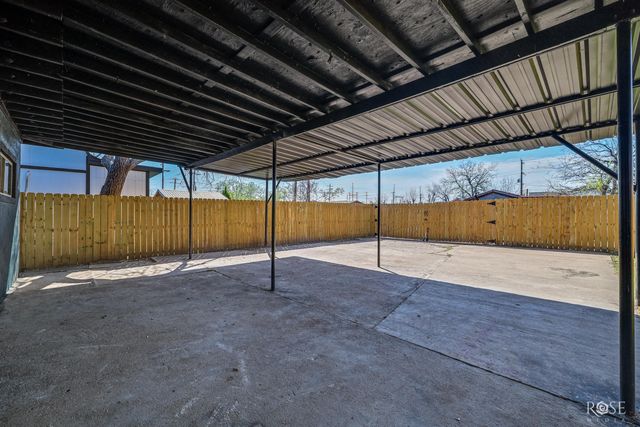 309 E Highland Boulevard, San Angelo, TX 76903