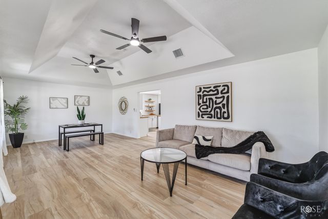 309 E Highland Boulevard, San Angelo, TX 76903