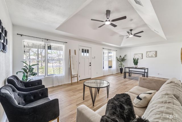 309 E Highland Boulevard, San Angelo, TX 76903
