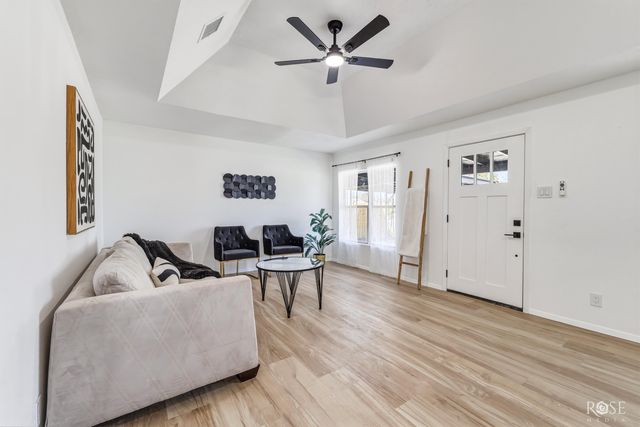309 E Highland Boulevard, San Angelo, TX 76903