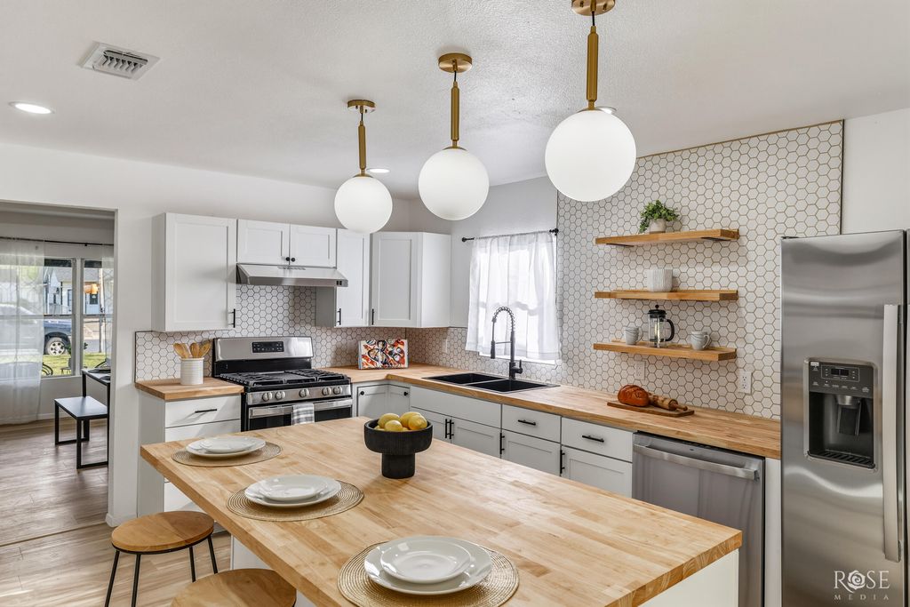309 E Highland Boulevard, San Angelo, TX 76903