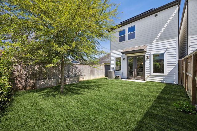 2415 Chapman Street, Houston, TX 77009