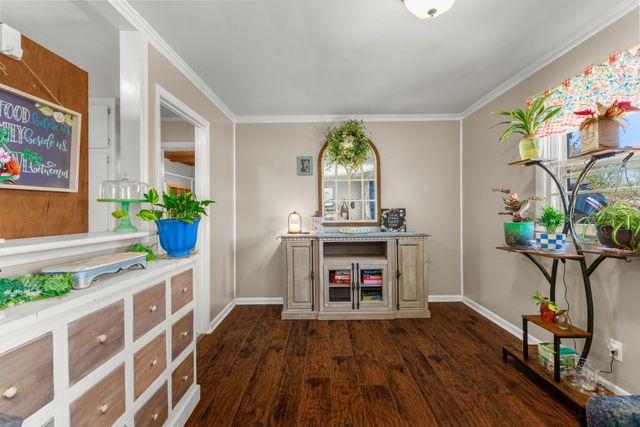 303 Moss Dr, Mcminnville, TN 37110