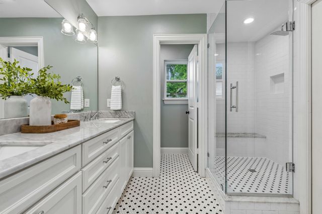 410 Blanning Drive, Dallas, TX 75218