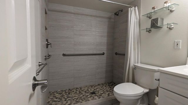 5124 N 31st Place Unit 517, Phoenix, AZ 85016