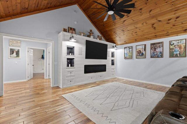 19 Dimple Lane, Ringgold, GA 30736