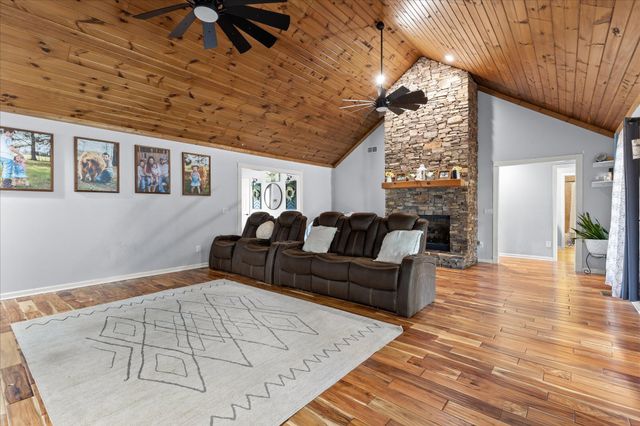 19 Dimple Lane, Ringgold, GA 30736