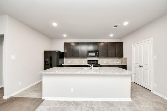 11009 Cathedral Peak Drive, Rosharon, TX 77583