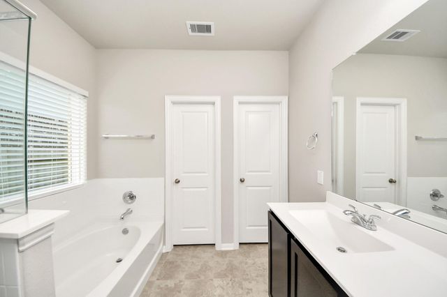 11009 Cathedral Peak Drive, Rosharon, TX 77583