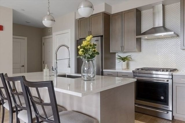 1650 Commonweath Ave 505, Boston, MA 02135