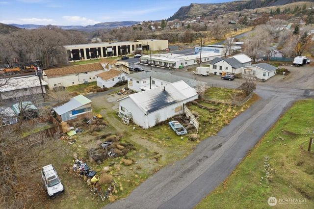 310 Center Street, Grand Coulee, WA 99133