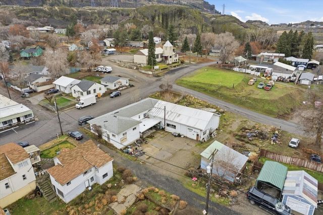 310 Center Street, Grand Coulee, WA 99133