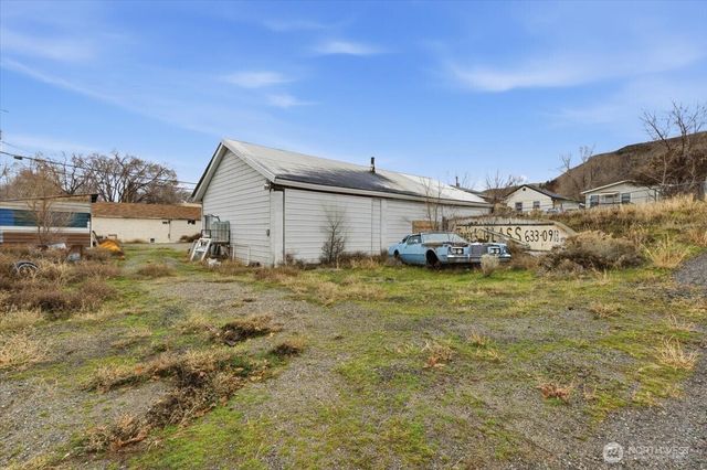 310 Center Street, Grand Coulee, WA 99133