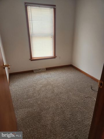 229 CENTRAL AVE, Hatboro, PA 19040