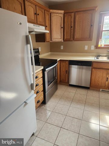 229 CENTRAL AVE, Hatboro, PA 19040