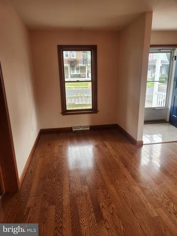 229 CENTRAL AVE, Hatboro, PA 19040