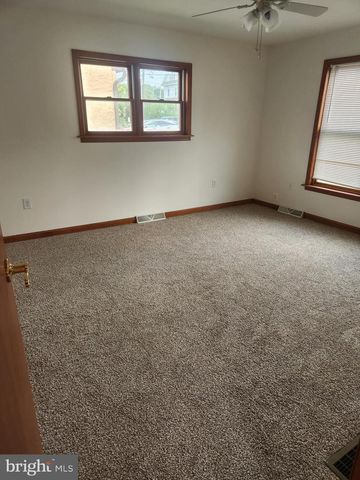 229 CENTRAL AVE, Hatboro, PA 19040