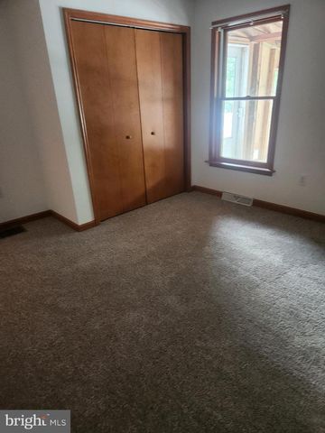 229 CENTRAL AVE, Hatboro, PA 19040