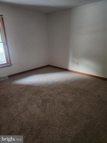 229 CENTRAL AVE, Hatboro, PA 19040