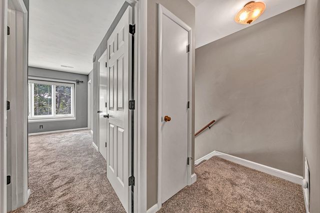 3445 Londonderry CT, Roanoke, VA 24018
