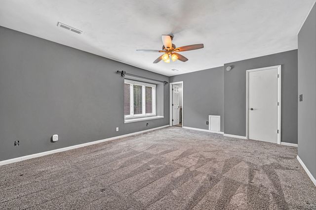 3445 Londonderry CT, Roanoke, VA 24018