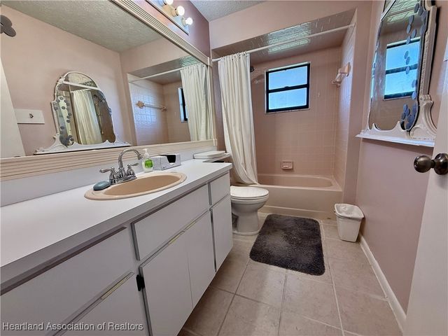 4719 Calatrava Avenue, Sebring, FL 33872