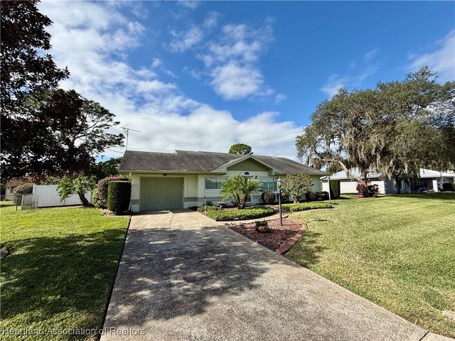 4719 Calatrava Avenue, Sebring, FL 33872