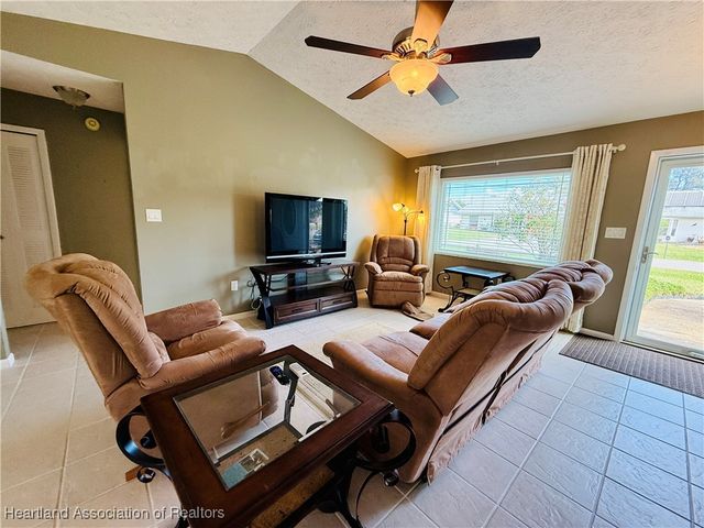 4719 Calatrava Avenue, Sebring, FL 33872