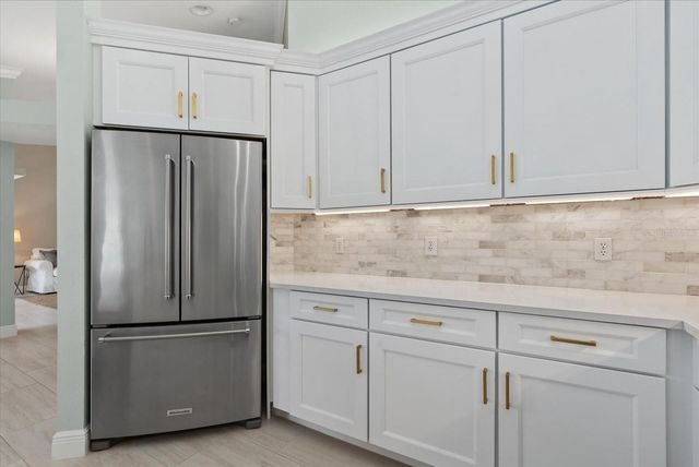 331 MEADOW BEAUTY COURT, Venice, FL 34293