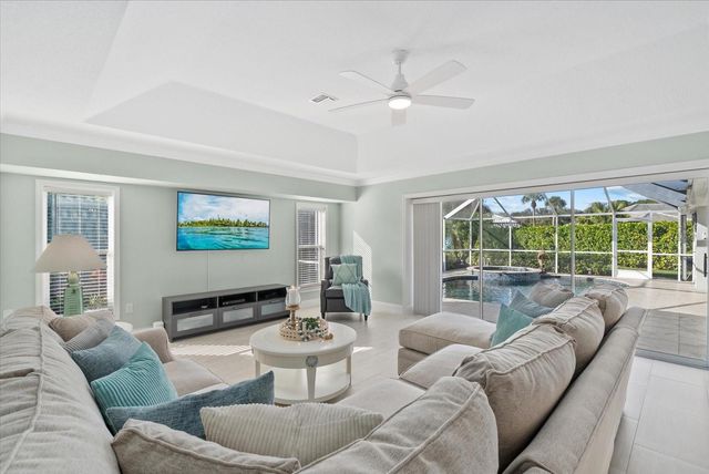 331 MEADOW BEAUTY COURT, Venice, FL 34293