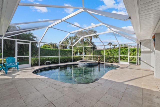 331 MEADOW BEAUTY COURT, Venice, FL 34293