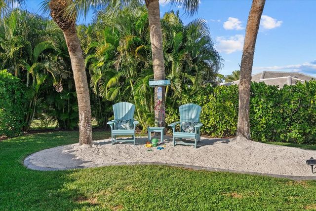 331 MEADOW BEAUTY COURT, Venice, FL 34293
