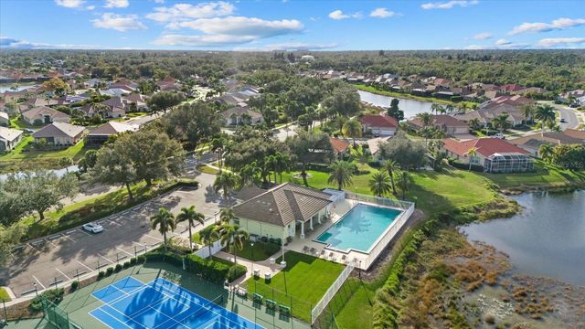 331 MEADOW BEAUTY COURT, Venice, FL 34293