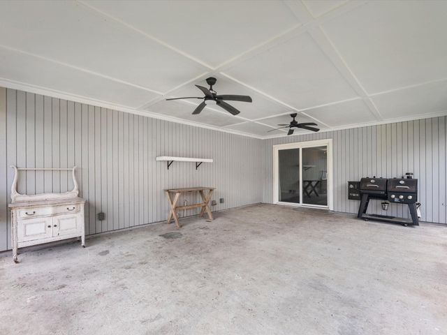 904 Kimmons Drive, Alvin, TX 77511