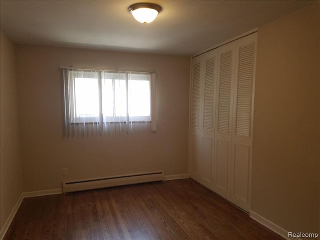 1471 W Nine Mile Road 10, Ferndale, MI 48220