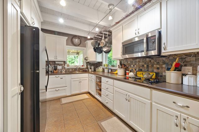 8214 Robin Lane, Rogers, AR 72756