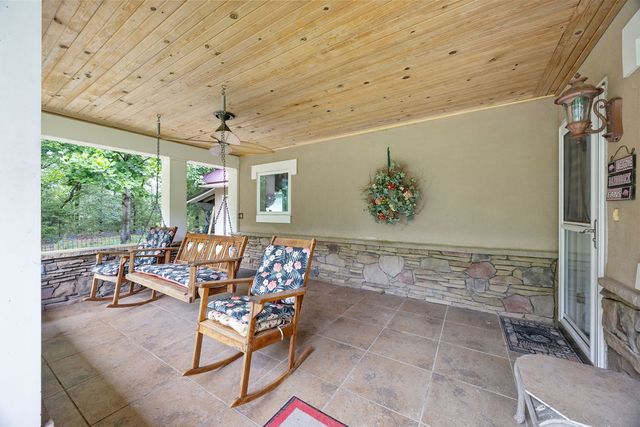 8214 Robin Lane, Rogers, AR 72756
