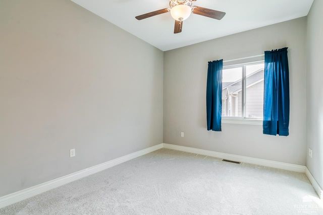 4713 Plumthicket Drive, Manhattan, KS 66503