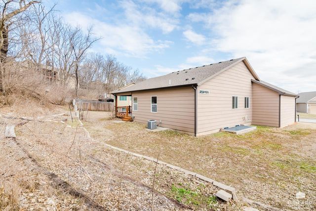 4713 Plumthicket Drive, Manhattan, KS 66503