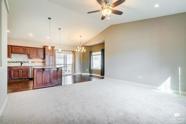 4713 Plumthicket Drive, Manhattan, KS 66503