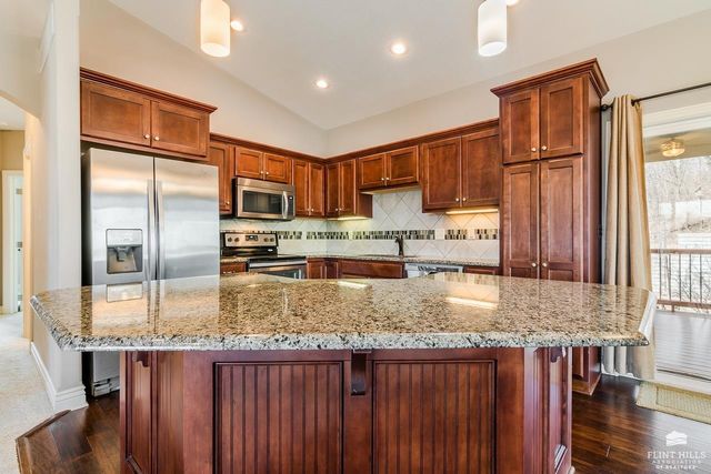 4713 Plumthicket Drive, Manhattan, KS 66503