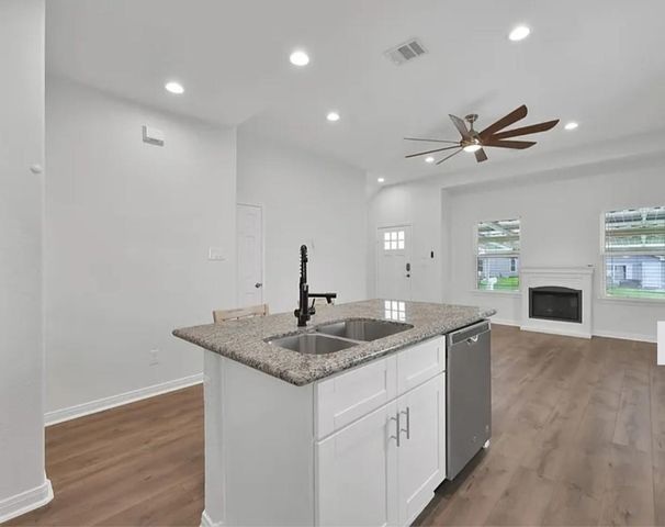 16708 Stonefield, Montgomery, TX 77316