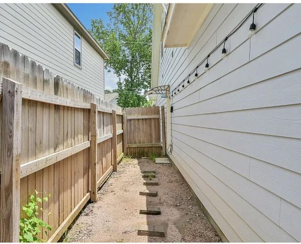 16708 Stonefield, Montgomery, TX 77316