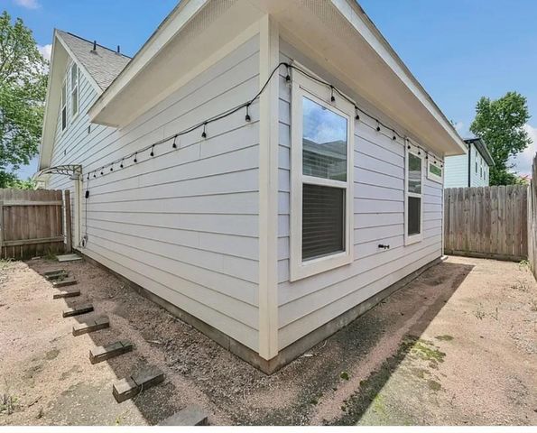 16708 Stonefield, Montgomery, TX 77316