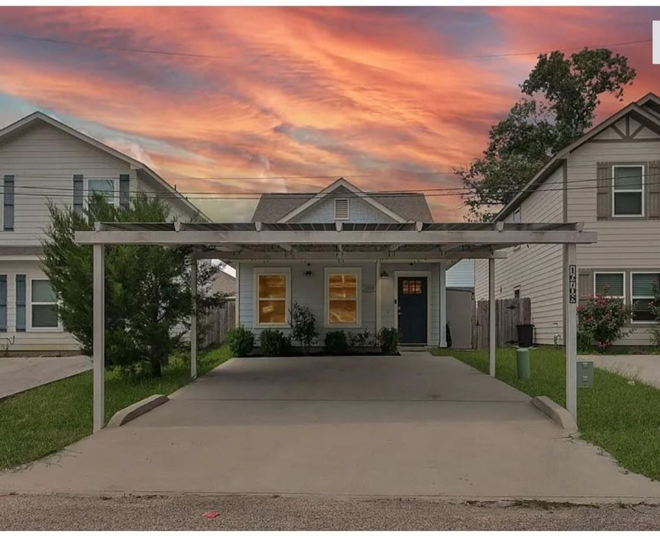 16708 Stonefield, Montgomery, TX 77316