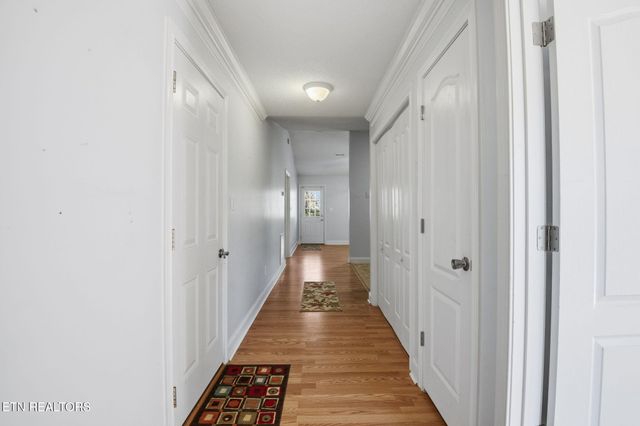 3513 Valley Stream Way, Knoxville, TN 37917