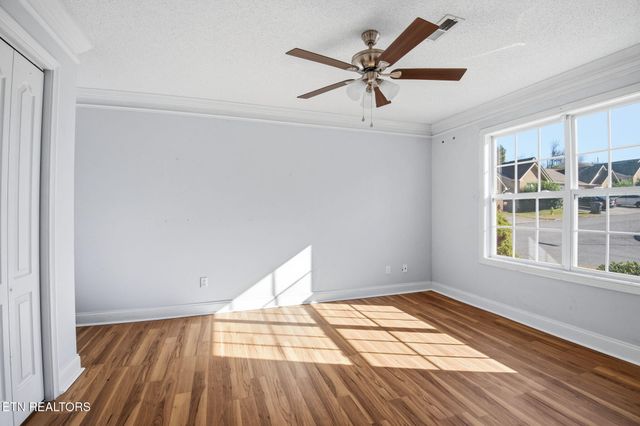 3513 Valley Stream Way, Knoxville, TN 37917