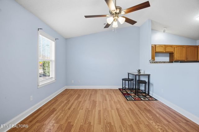 3513 Valley Stream Way, Knoxville, TN 37917