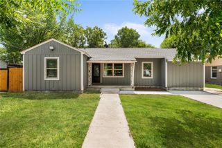 1014 Harlan Street, Irving, TX 75060